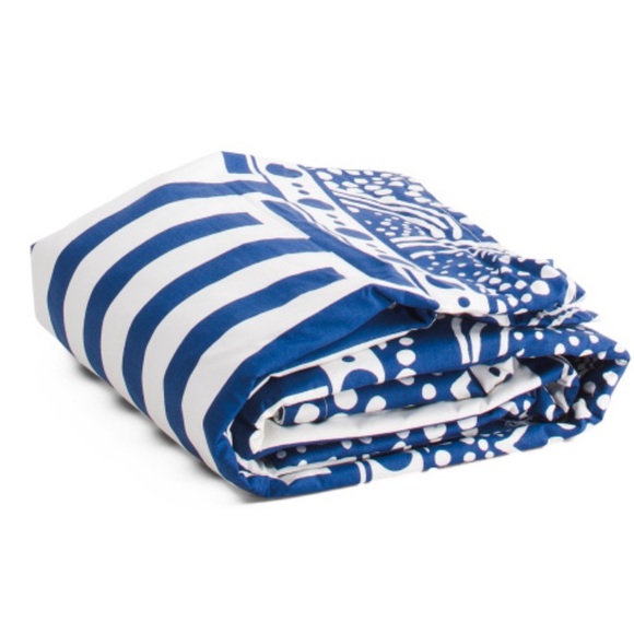 TRINA TURK
Mesa Maze Duvet Set - Picture 2 of 2